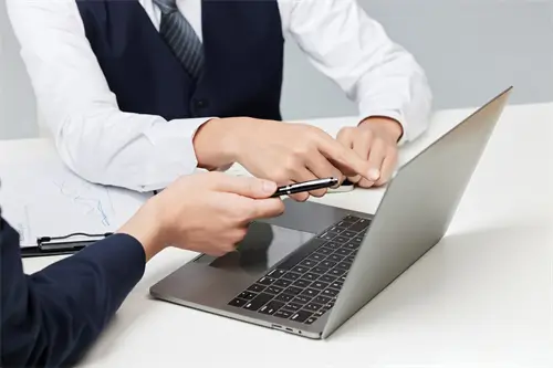 乡村黑猪美食做法